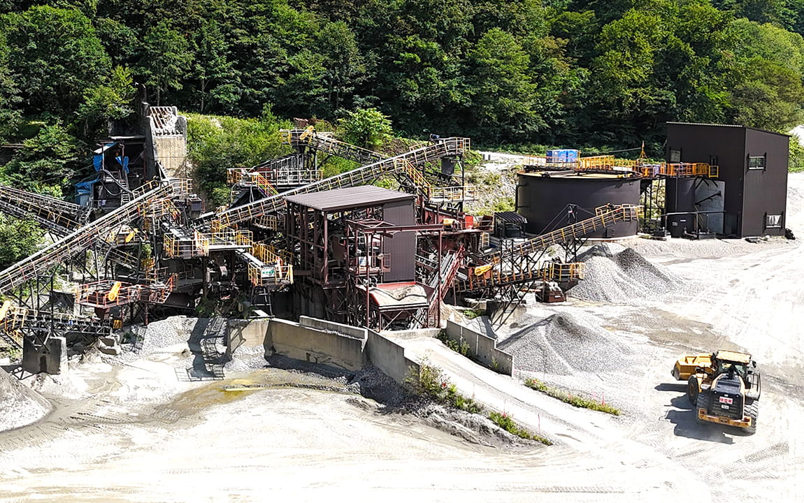 砕石プラントの現場写真